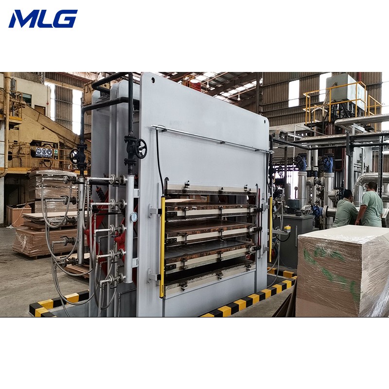 Door Press Machine Mould Door Skin Hot Press Machine Door Heat Press Machine