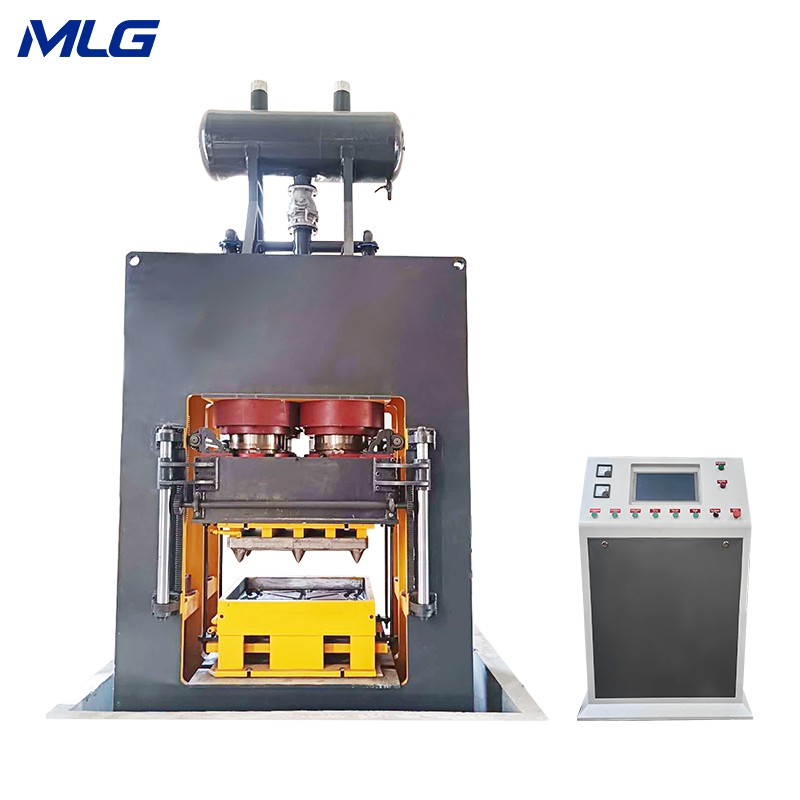 Compressed Wood Pallet Making Machine Wood Sawdust Pallets Machine